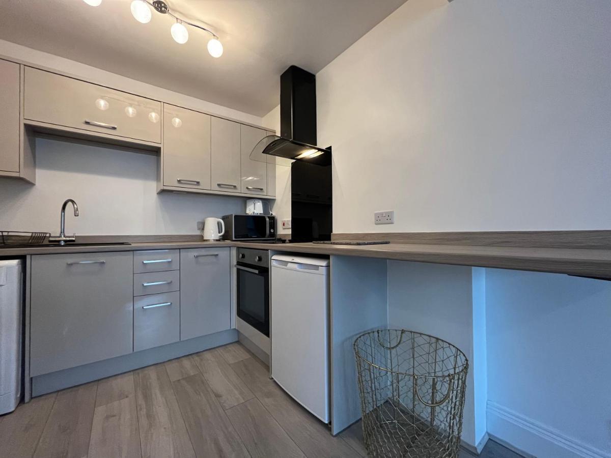 York Centre 2 Bedroom Renovated Flat, 8 Escrick Street מראה חיצוני תמונה