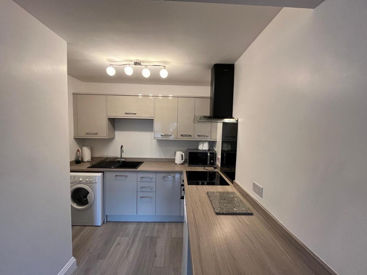 York Centre 2 Bedroom Renovated Flat, 8 Escrick Street מראה חיצוני תמונה