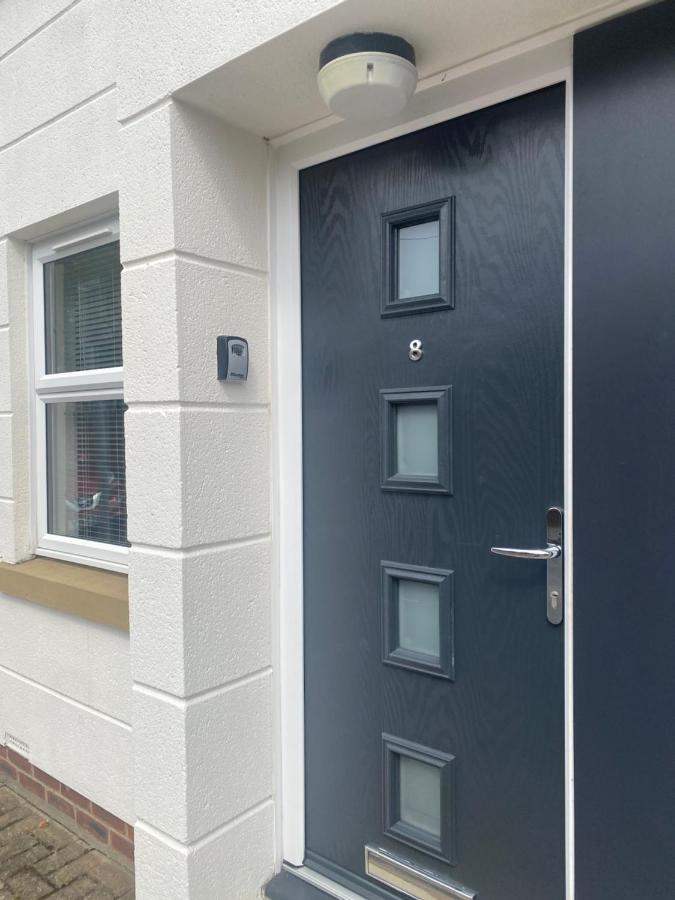 York Centre 2 Bedroom Renovated Flat, 8 Escrick Street מראה חיצוני תמונה